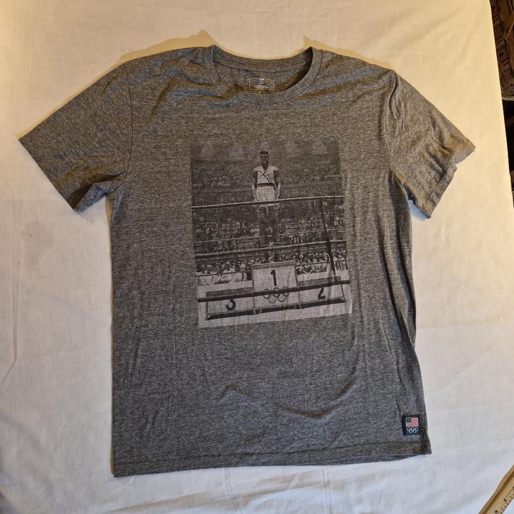 United States Olympic Team Apparel Gray Graphic Men's T-Shirt Size M